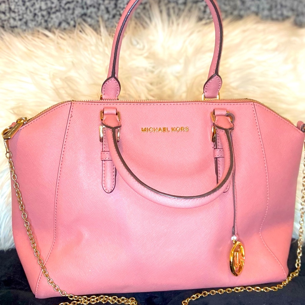 Michael Kors Pink Jet Set Top Zip Tote